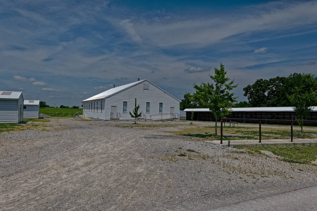 Amish and Mennonite of Tennessee KY church. Amish and Mennonite of Tennessee KY church.